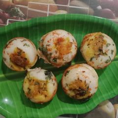 A picture of Suji Appe.