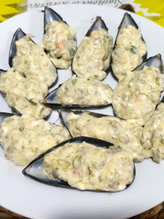 Una foto de Mejillones rellenos de salsa tártara
