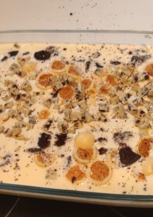 Una foto de Helado de oreo con mascarpone y chocolate blanco
