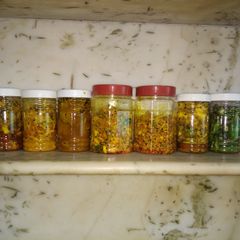 A picture of Sweet mango pickle.