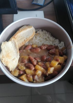 Una foto de Frijoles o porotos con un toque especial