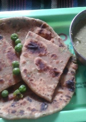 A picture of Mater masala stuffed paratha.