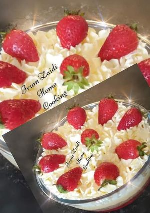 A picture of 🍓🍰🍓Strawberry Trifle🍓🍰🍓.