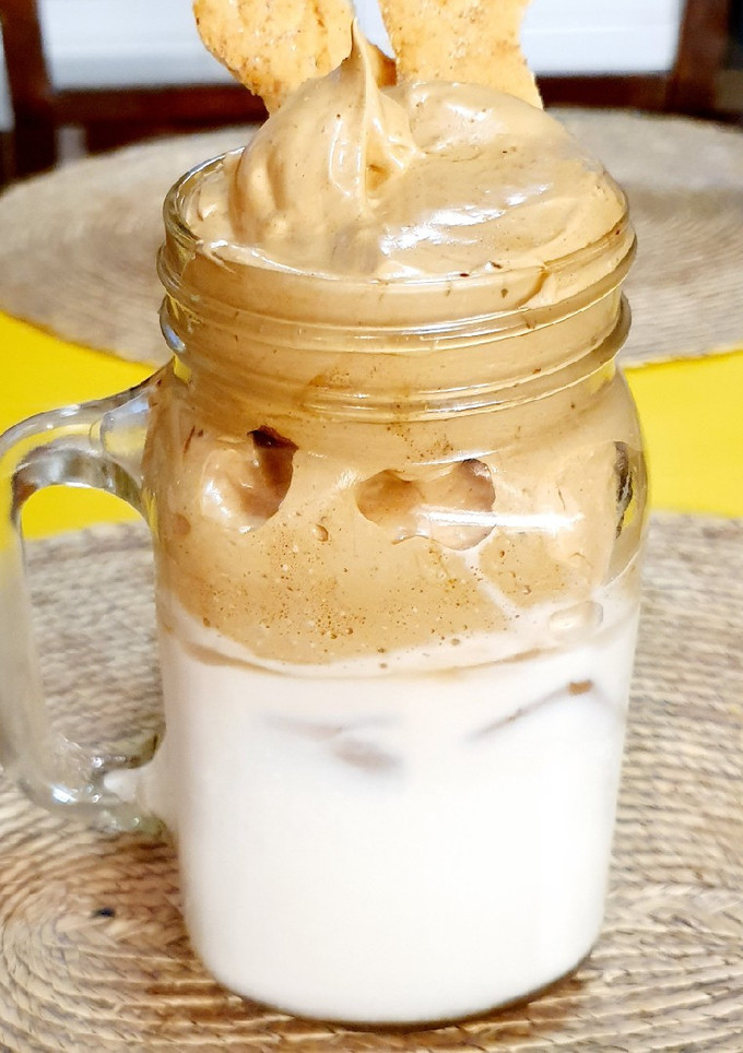 Una foto de Café Dalgona