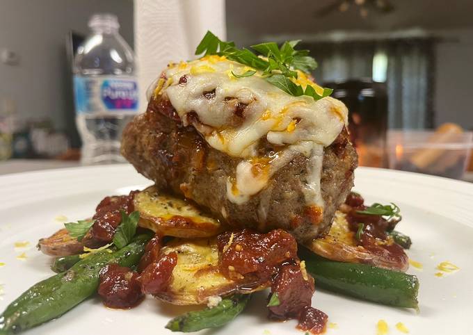 Mozzarella Meatloaf