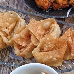A picture of Crispy wonton.