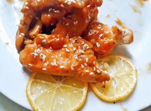 Hình của món Ức gà sốt cam mật ong.