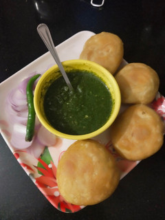 मूंगदाल की खस्ता कचोड़ी (moong dal ki khasta kachodi recipe in Hindi ( रेसिपी मुख्य फोटो