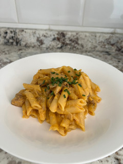 Una foto de Falsos Mac and cheese con pollo