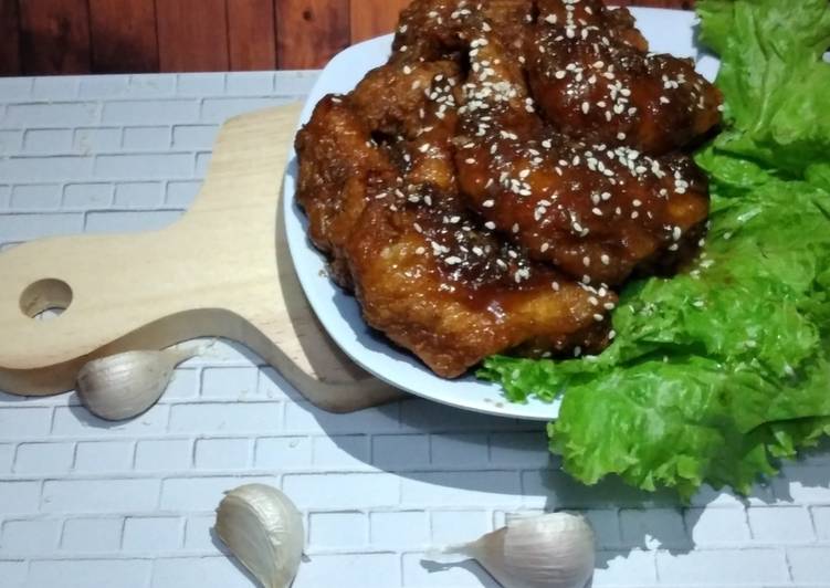 3. Ganjang chicken wings