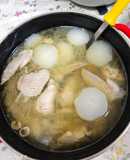 蒜香蘿蔔雞湯