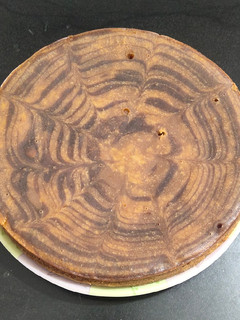 પારલે બિસ્કીટ ની માર્બલ કેક (Parle Biscuit Marble Cake Recipe In Gujarati) રેસીપી મુખ્ય ફોટો