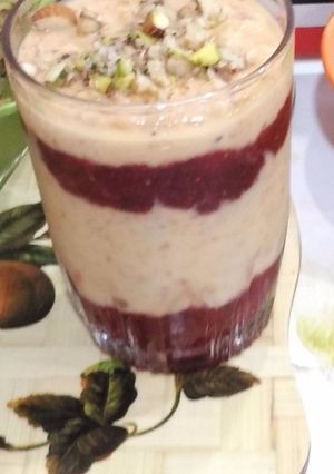 A picture of Carrot cashew parfait.