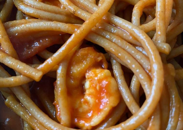 Spaghetti gandum marinara seafood