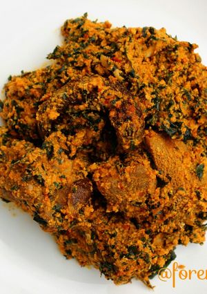 A picture of Egusi soup.