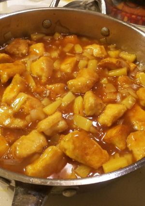 A picture of Sweet and Sour Chicken.