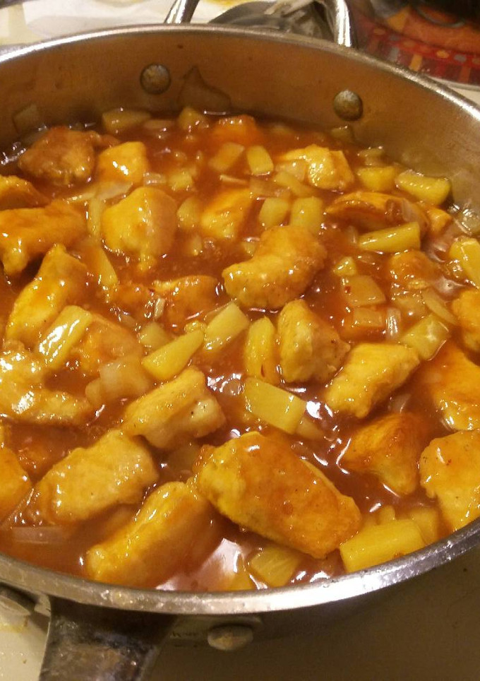 A picture of Sweet and Sour Chicken.