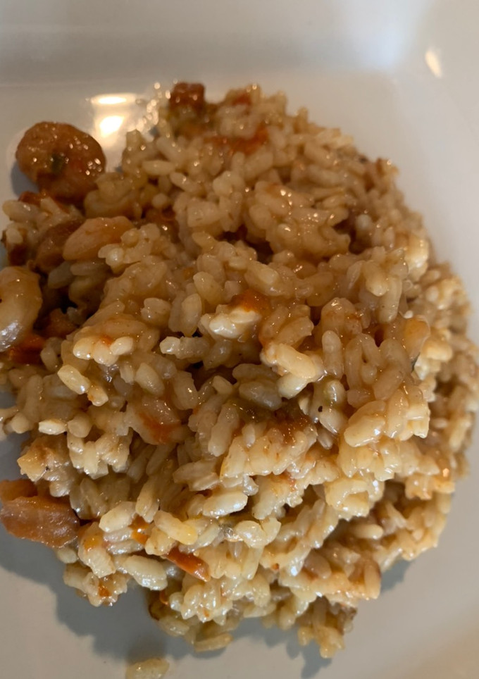 Una foto de Arroz con gambitas🍤🍤