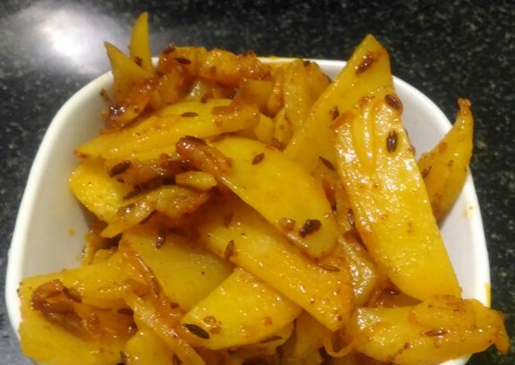 WORTH A TRY!  How to Make Jeera aloo