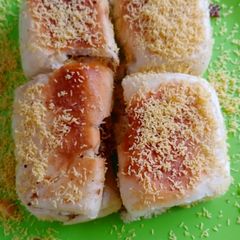 Dabeli A picture of Dabeli.