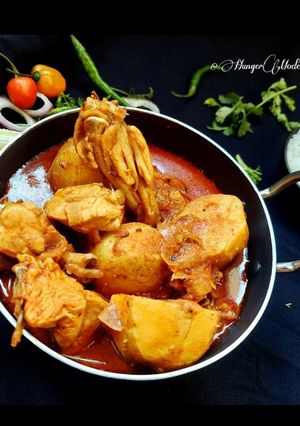 মুরগির লাল ঝোল (moorgir laal jhol recipe in Bengali) রেসিপির প্রধান ছবি