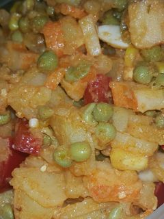 Una foto de Ensalada con surimi
