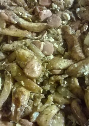 Una foto de Revuelto de salchipapas