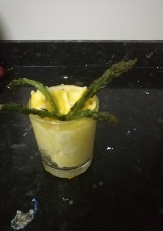 Una foto de MaZ de espárragos (tortilla de espárragos al microondas)