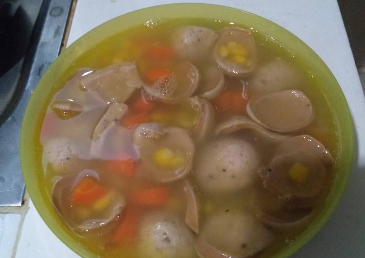 Langkah Mudah untuk Menyiapkan Sup jagung sosis yang Sempurna