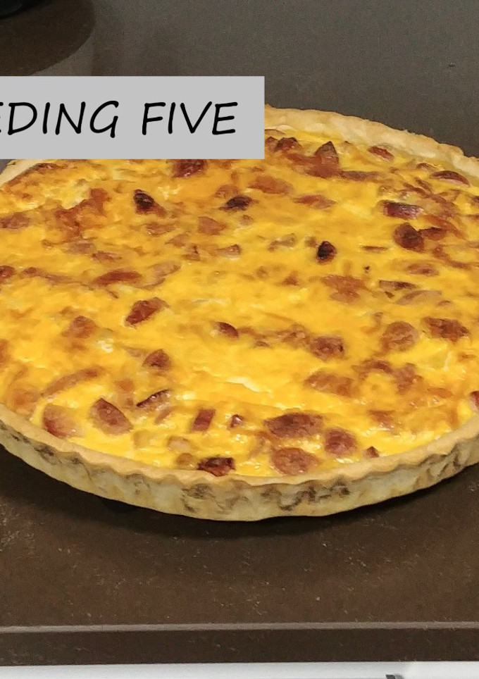 Una foto de Quiche de salchicha