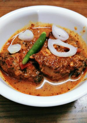 A picture of Fish curry.