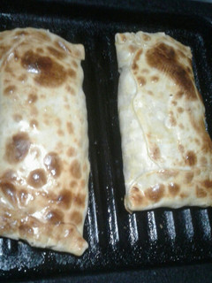 Una foto de Calzones de Pollo con Acelga 😋