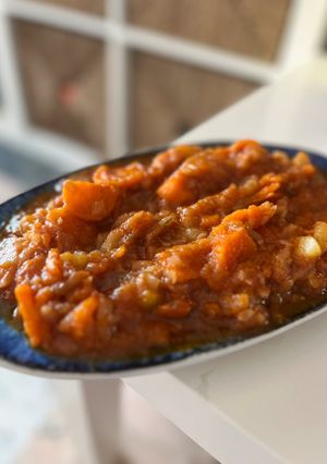 Una foto de Pisto casero de calabacín a fuego lento