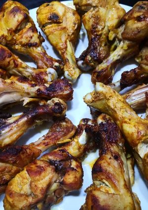A picture of Grilled chicken drum stick.