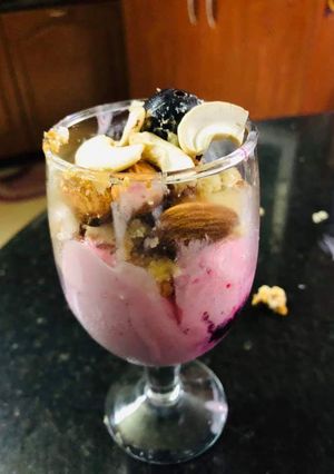 A picture of Dragon fruit ice cream.
