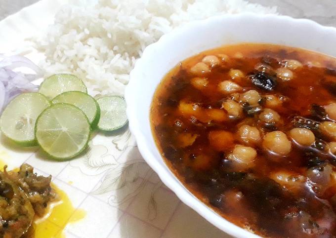 Recipe of Quick ChanaGravy with rice🥗