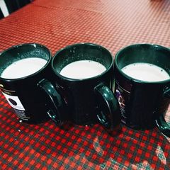 Kashmiri Desi Chai A picture of Kashmiri Desi Chai.