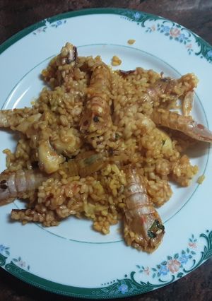 Una foto de Arroz con galeras y sepia