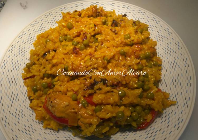 Paella de pollo