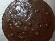 Una foto de torta de chocolate