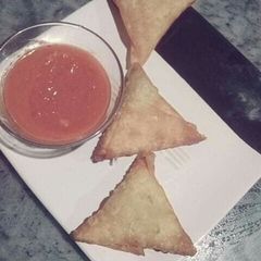 A picture of Pizzah samosah.