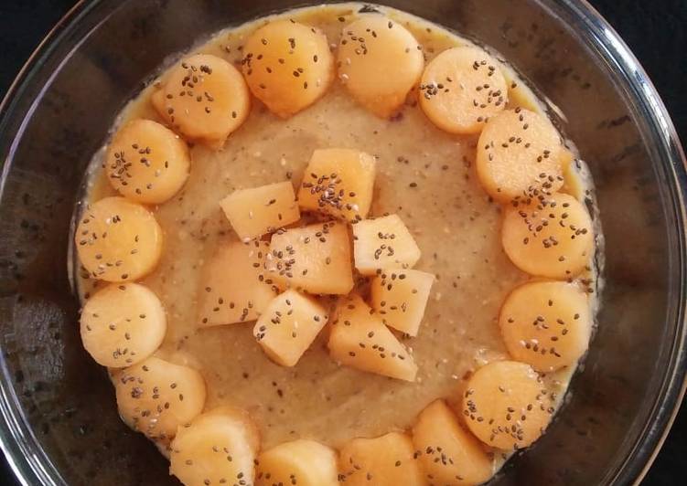 Guide to Make Cantaloupe Smoothie Bowl in 24 Minutes for Young Wife