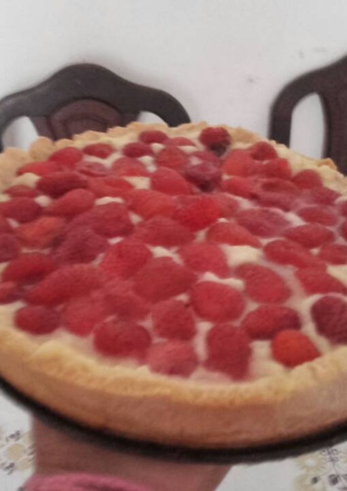 Una foto de Tarta de frutillas y pastelera