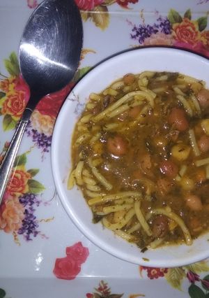 عکسی از دستور آش رشته با گوشت مرغ