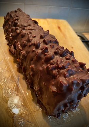 Foto resep Bolu Gulung Hazelnut Forrero Rocher