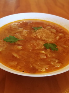 Una foto de Sopa de ajo tierno francés