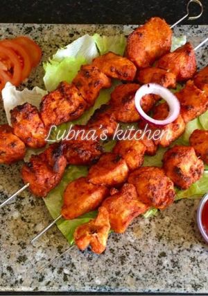 A picture of Grilled Chicken Tikka.