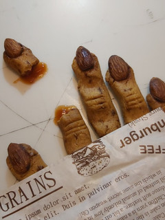 巫婆手指餅乾 的食譜成品照片