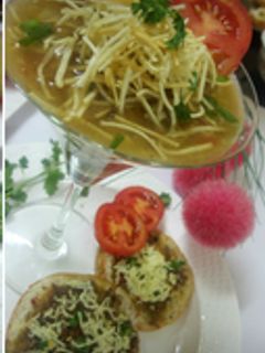 मनचाऊ सूप विद फ्राइड नूडल्स (Manchow Soup with Fried noodles Recipe in Hindi) रेसिपी मुख्य फोटो