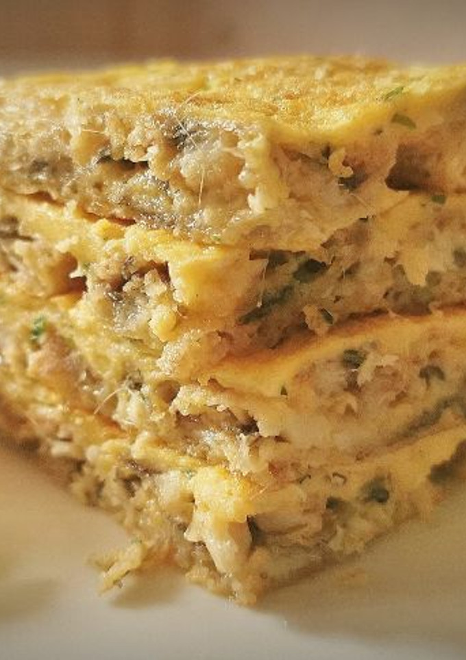 Una foto de Tortilla  de Boquerones fritos